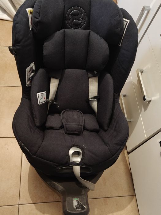 Sprzedam fotelik CYBEX Sirona  Zi i-size Platinum 0-18kg