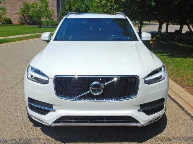 2018 Volvo XC90 T6 Momentum