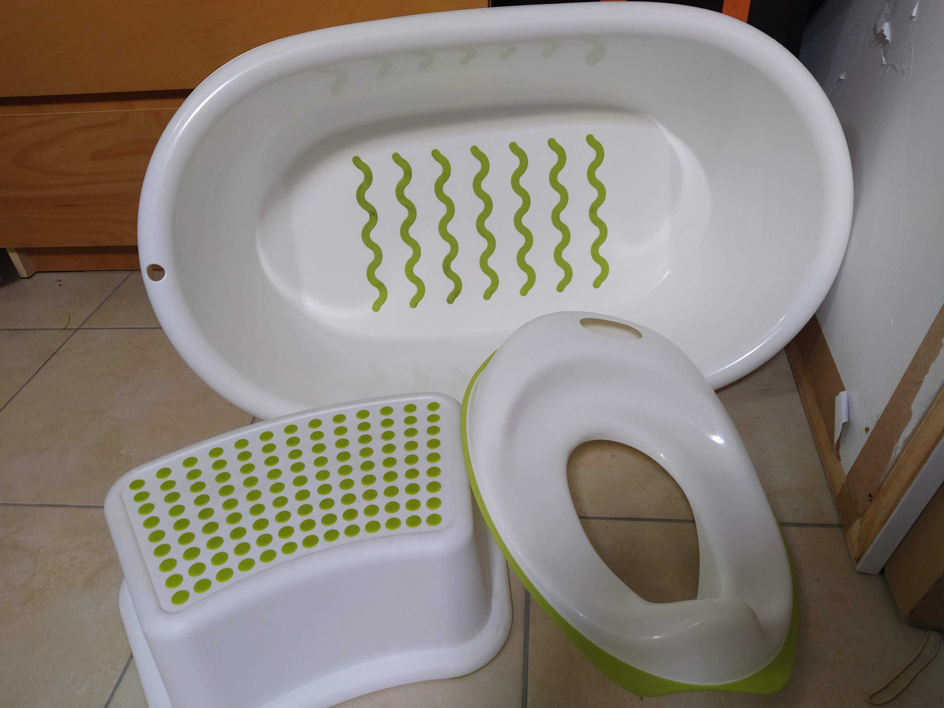Conjunto banheira, banco, redutor e bacio