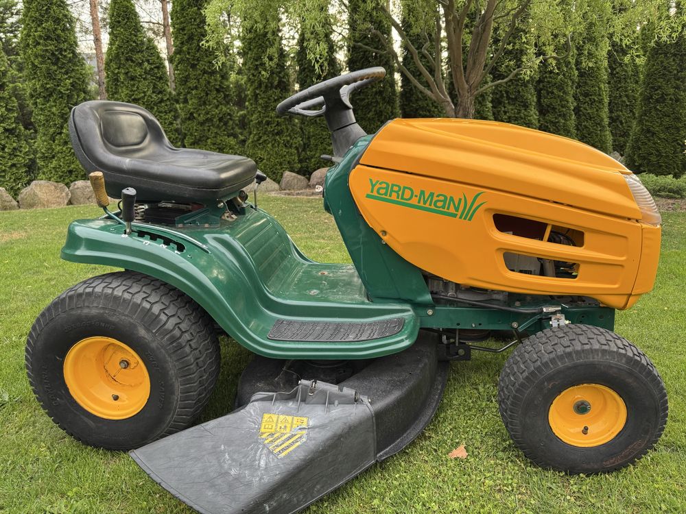 Traktorek YardMan 12,5 konia