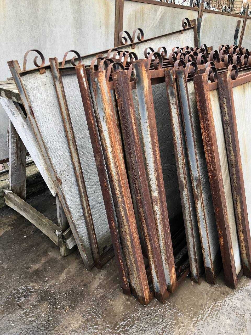 Секції металевого паркану (1.8 м * 1.2 м) метал б/у