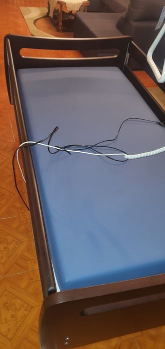 Cama eletrica articulada