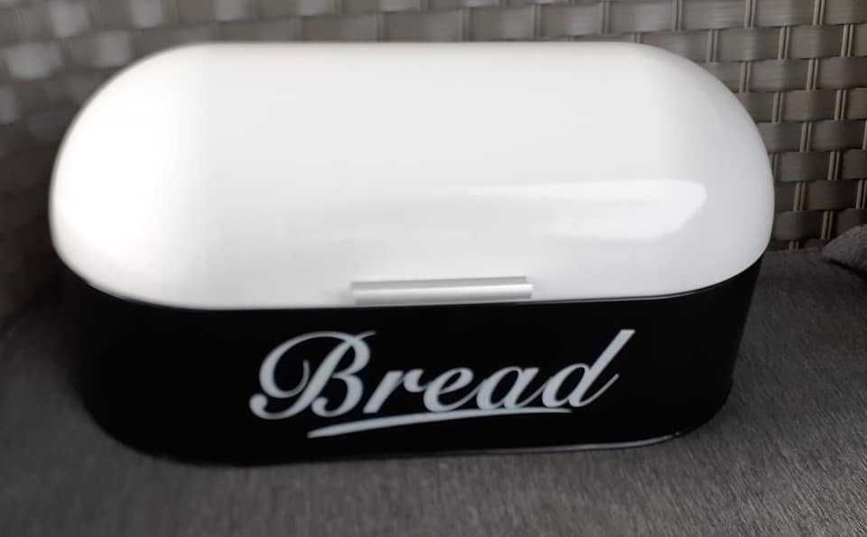 Nowy chlebak metalowy biało czarny napis Bread