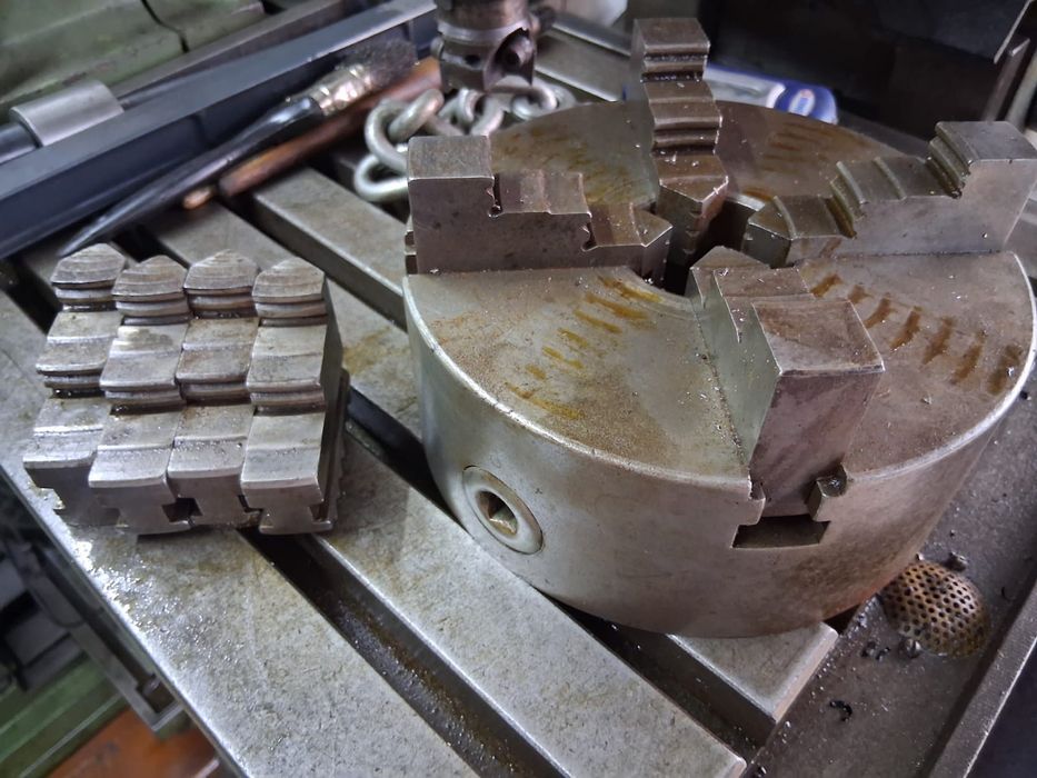 Máquinas e acessórios