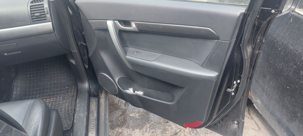 Fotele boczki skóra chevrolet captivia 10r