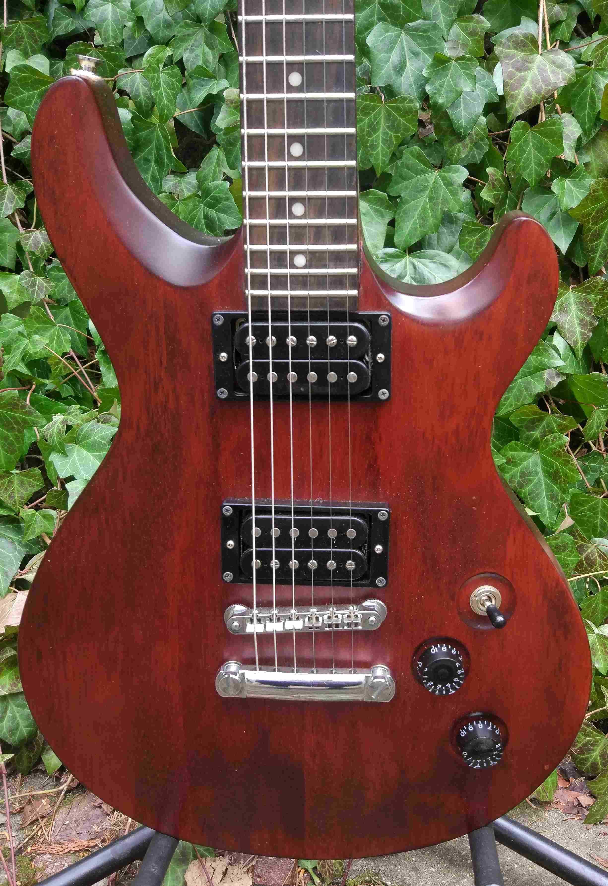 Gitara elektryczna Cort M200