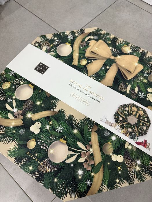 Адвент календарь від ритуалс advent rituals delux