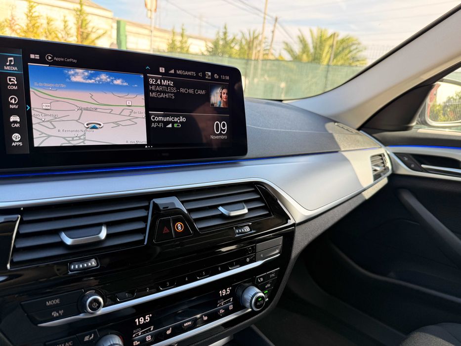 BMW 530e Touring 2021