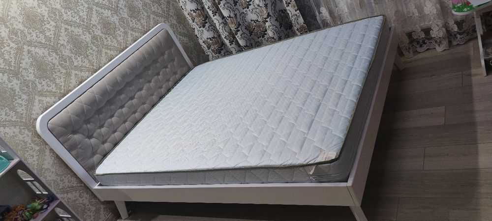 Ліжко двохспальне, Кровать двуспальная