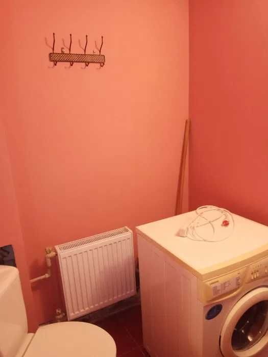 Здається кімната центр ЦУМ