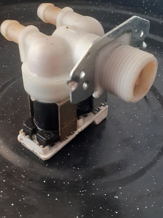 Електроклапан подачі води пралок-автоматів 2/180*.