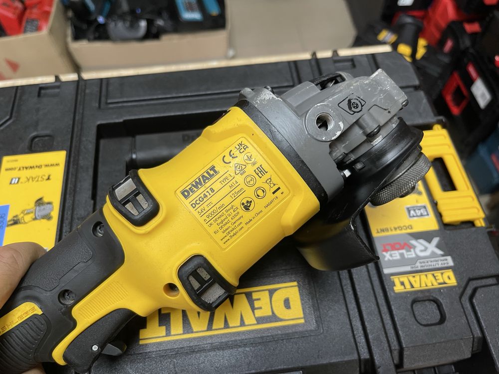 Dewalt DCG418 / безщіткова болгарка Девольт 125 мм