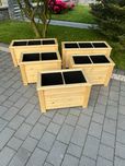 Donice drewniane z wkładami plastikowymi