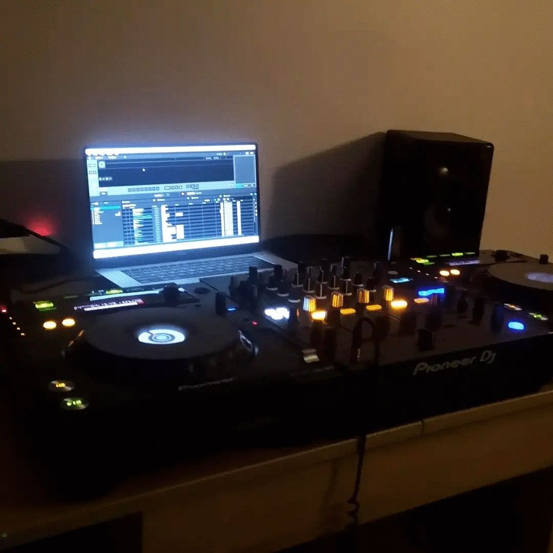 Konsola zestaw Pioneer CDJ 850 mixer DJM 750mk2