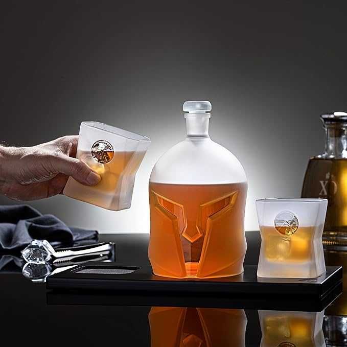 Zestaw karafka do whisky drinków wina barowy 2 szklanki podstawka 1.4L