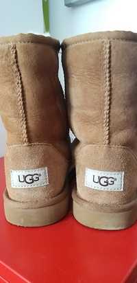 Botas UGG 32 NOVAS - 50€