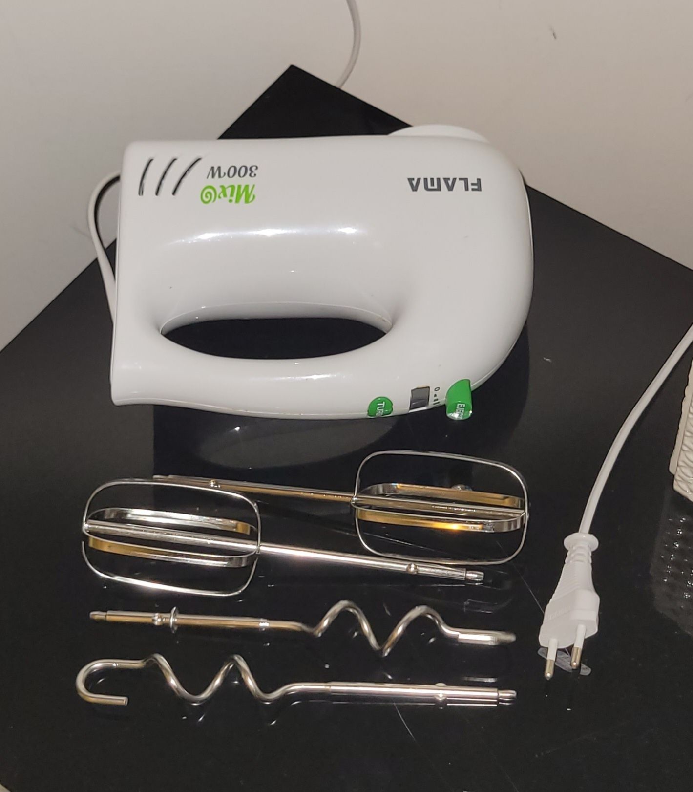 Batedeira FLAMA 300W