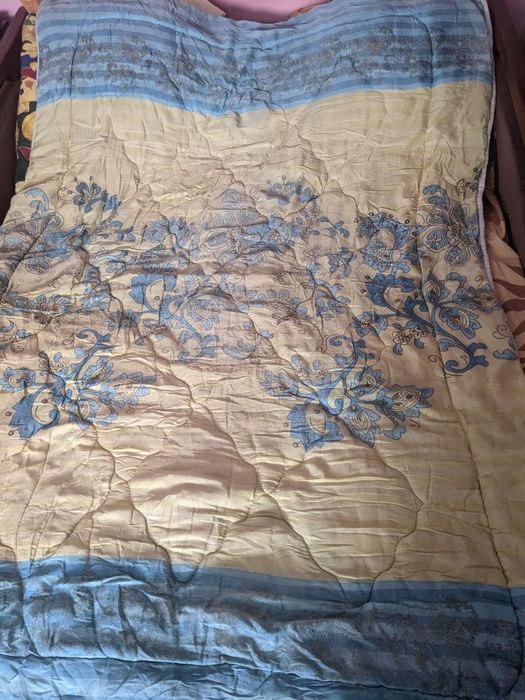 Одеяла Покрывала Пледы