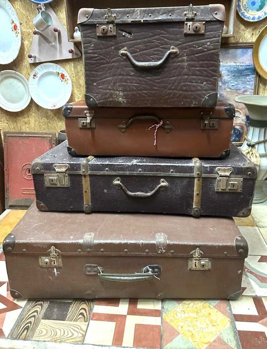 Malas de viagem antigas, para decoração