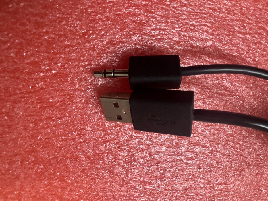 Adaptador audio Bmw / Mini original para Iphone