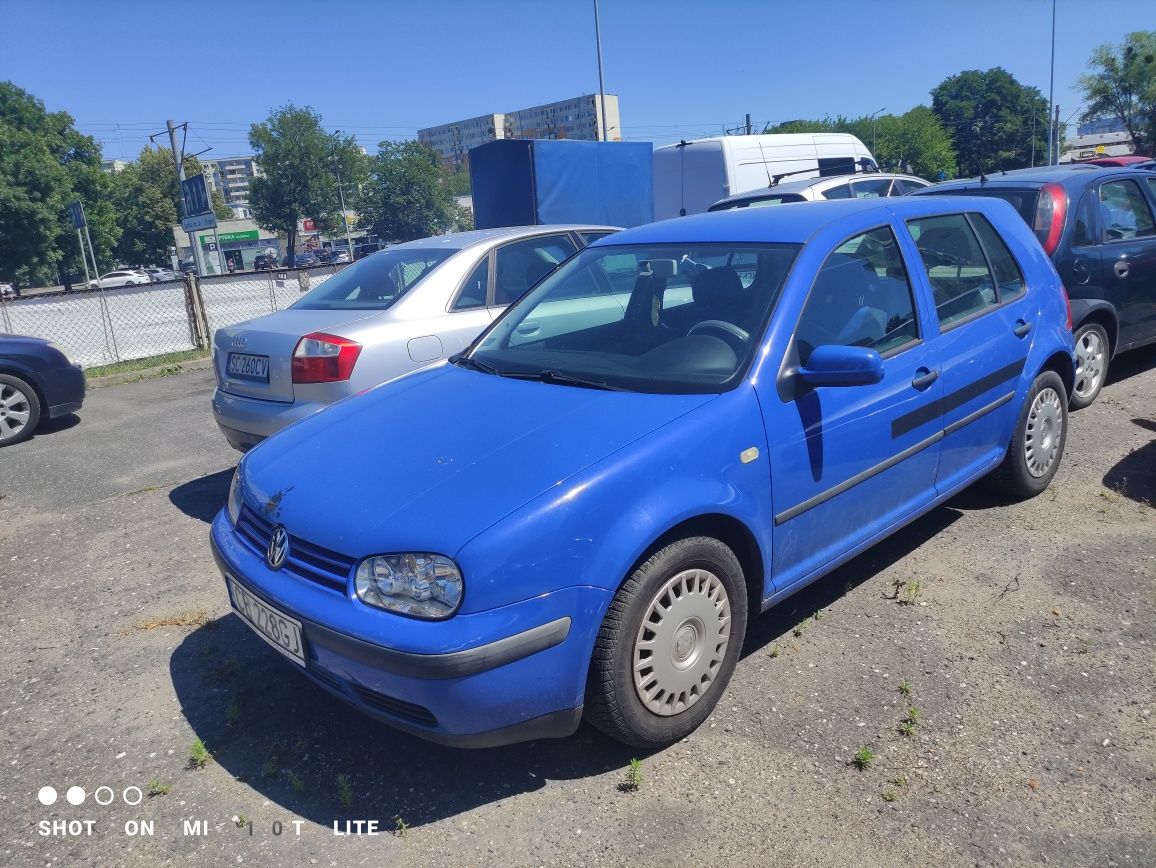 Volkswagen Golf  4