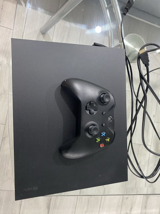 Xbox one x на 1 тб