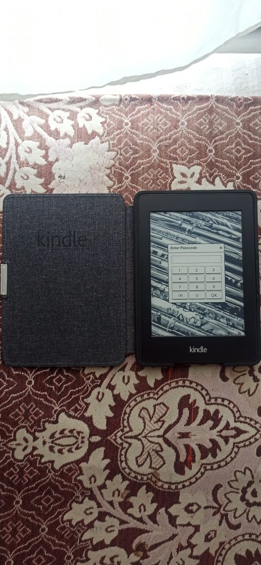 Электронная книга Amazon Kindle Paperwhite