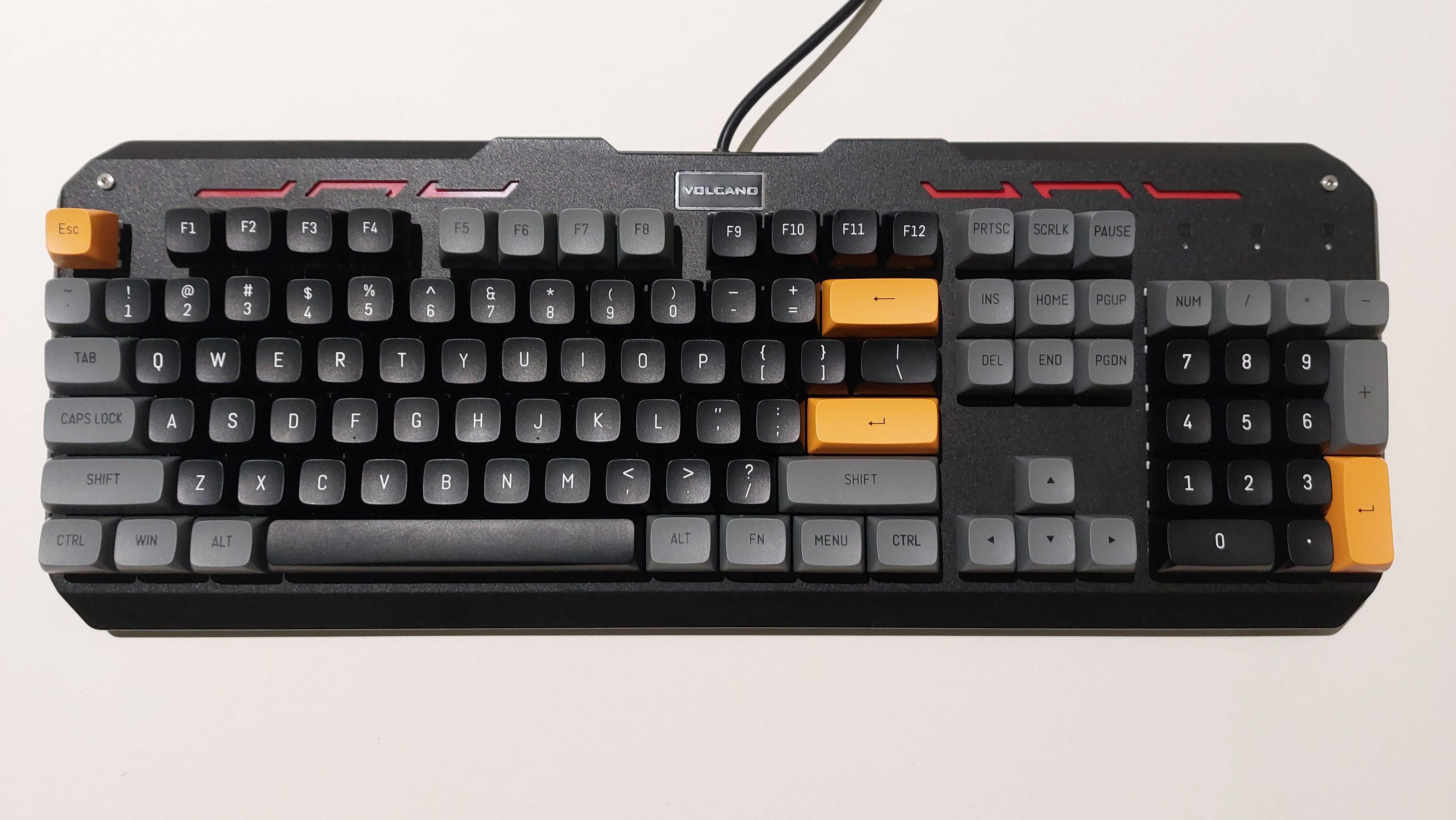 Customowa klawiatura mechaniczna 100%