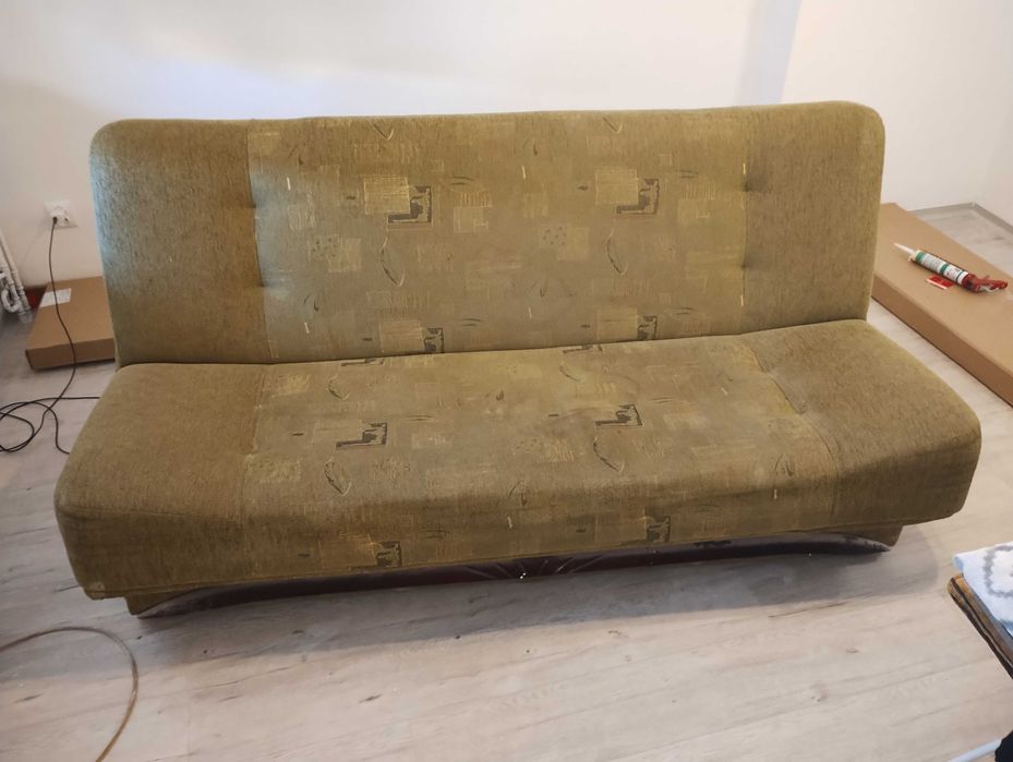 Oddam kanapę za darmo kolor wojskowa zielen-khaki