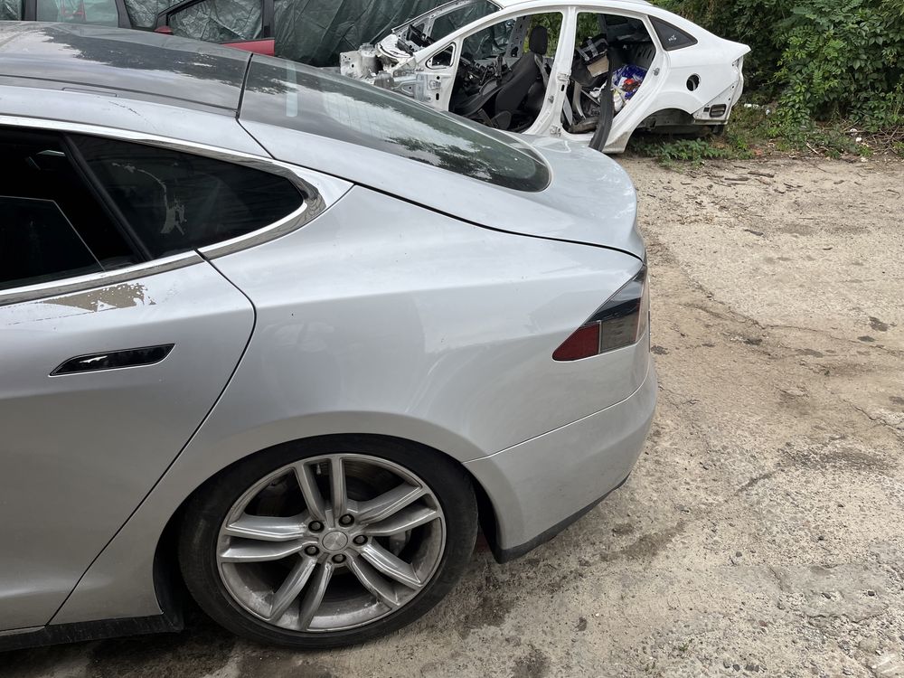 Разборка tesla model S,розбірка тесла модел С,розборка tesla MS