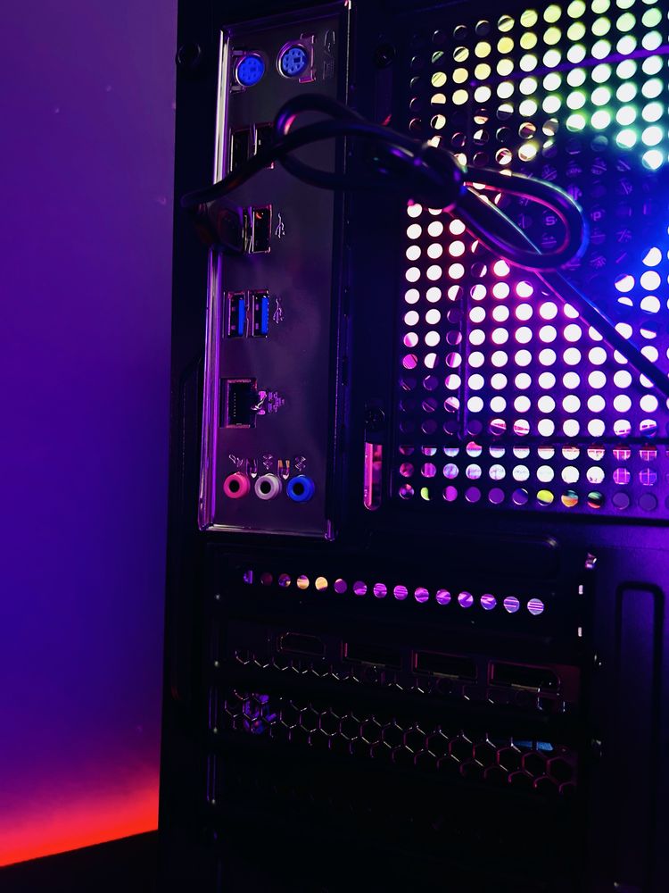 Komputer Do Gier Gamingowy RGB Intel I7 6X3,7Ghz RTX 3060 16GB DDR4 M2
