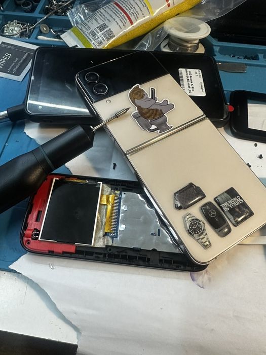 Ремонт смартфонів,ноутбуків Либідська