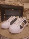 GUESS sneakersy jak nowe