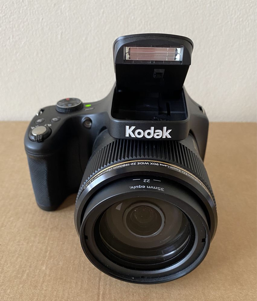 Фотоаппарат Kodak PIXPRO AZ901 Black