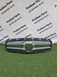 Оригінальна решітка радіатора Mercedes A-Class W176