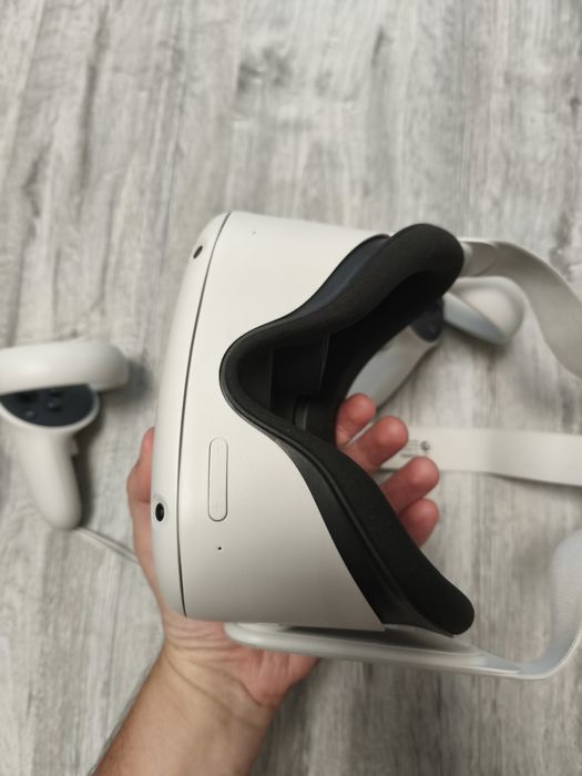 VR-окуляри Meta Oculus Quest 2 128GB в чудовому стані Гарантія! +Контр