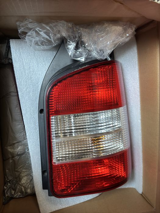 Tylnie lampy od Transporter T5