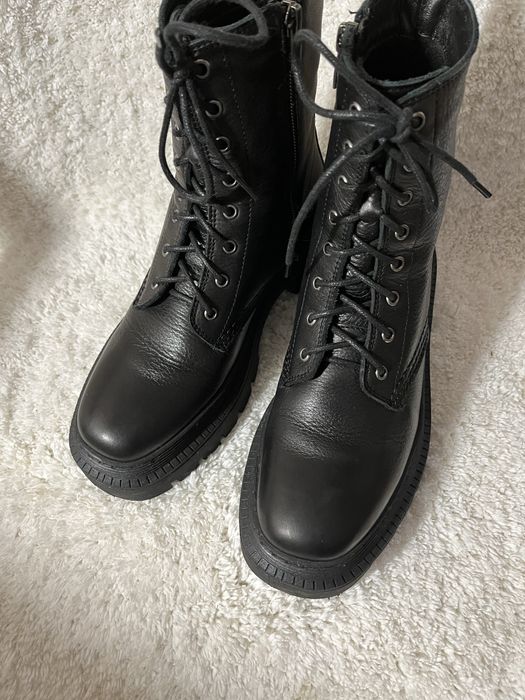 Шикарні черевики