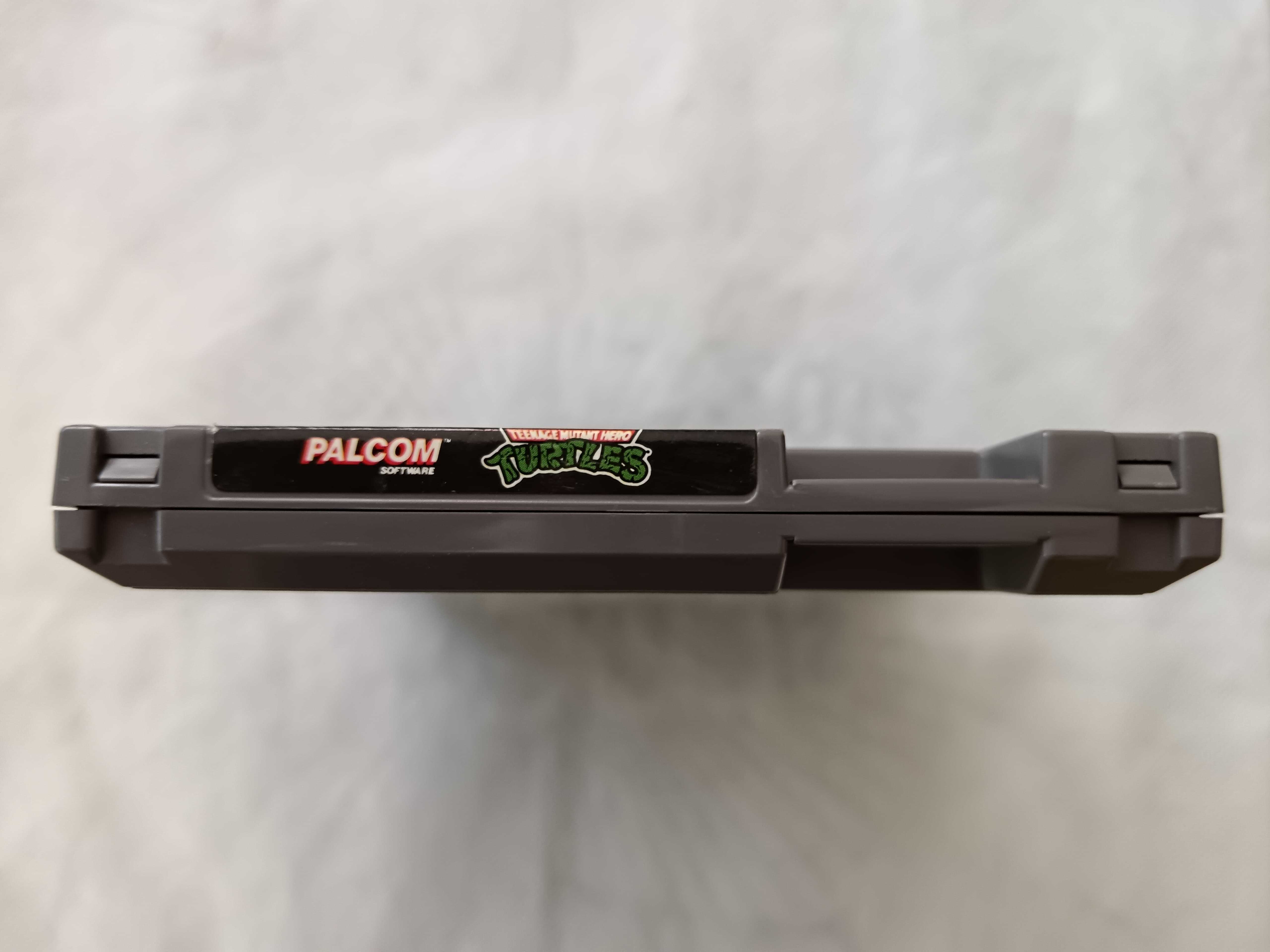 Teenage Mutant Hero Turtles [NES, 1990] Loose With Nintendo Cover