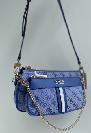 Нова синя сумка від Guess, модель Kasinta