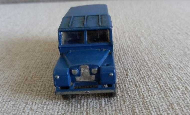 Miniatura - Land Rover 109 WB (CORGI TOYS)