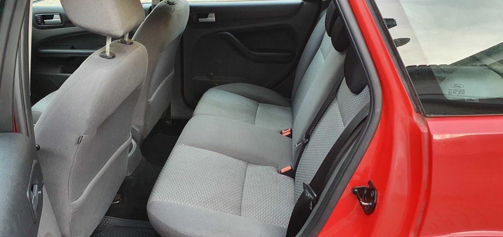 Ford Focus Kombi II 1.6TDCi, Klima, Zdrowa Blacha, W Dobrym Stanie