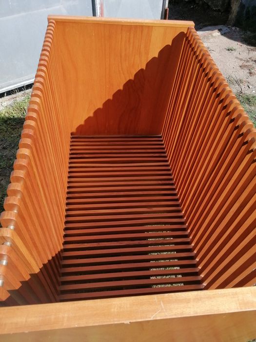 Berço e colchão para bebé