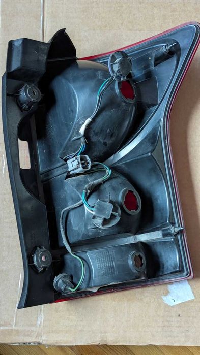 2007-2009 Suzuki xl7 левый задний фонарь