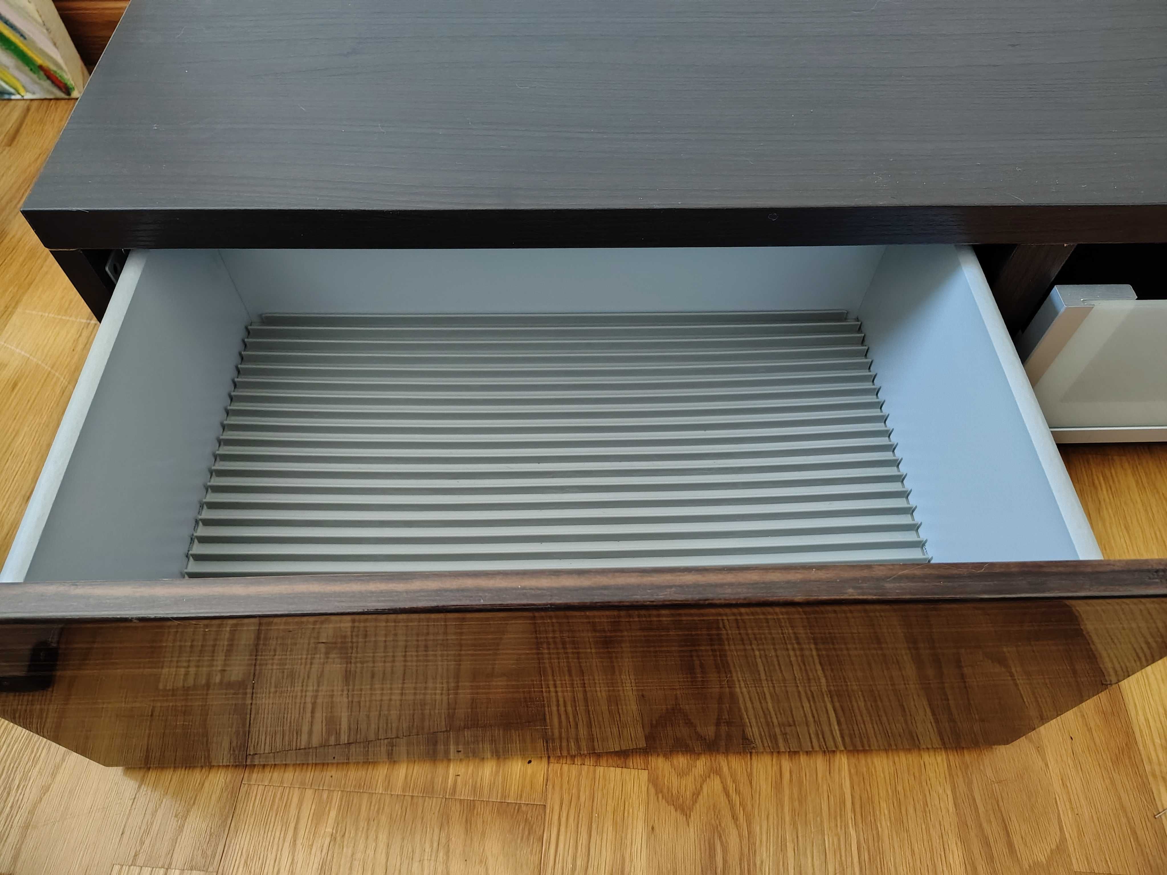 Móvel de Gavetas IKEA (BESTA preto-castanho)