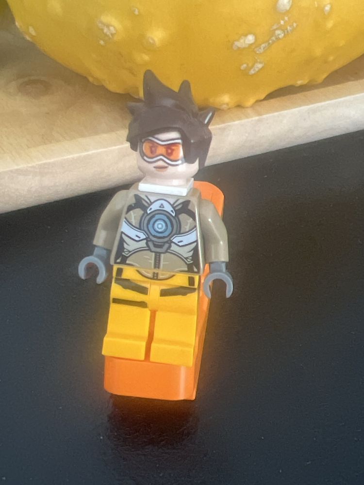 Minifigurka Lego - ow001 - Tracer