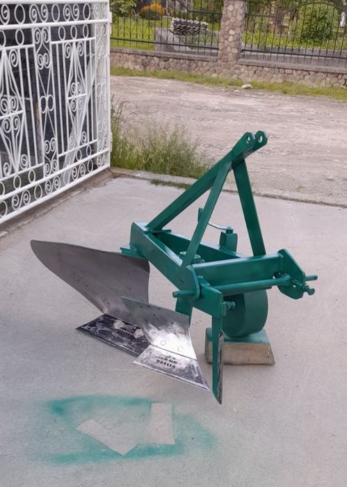 Плуги однокорпусні до трактора