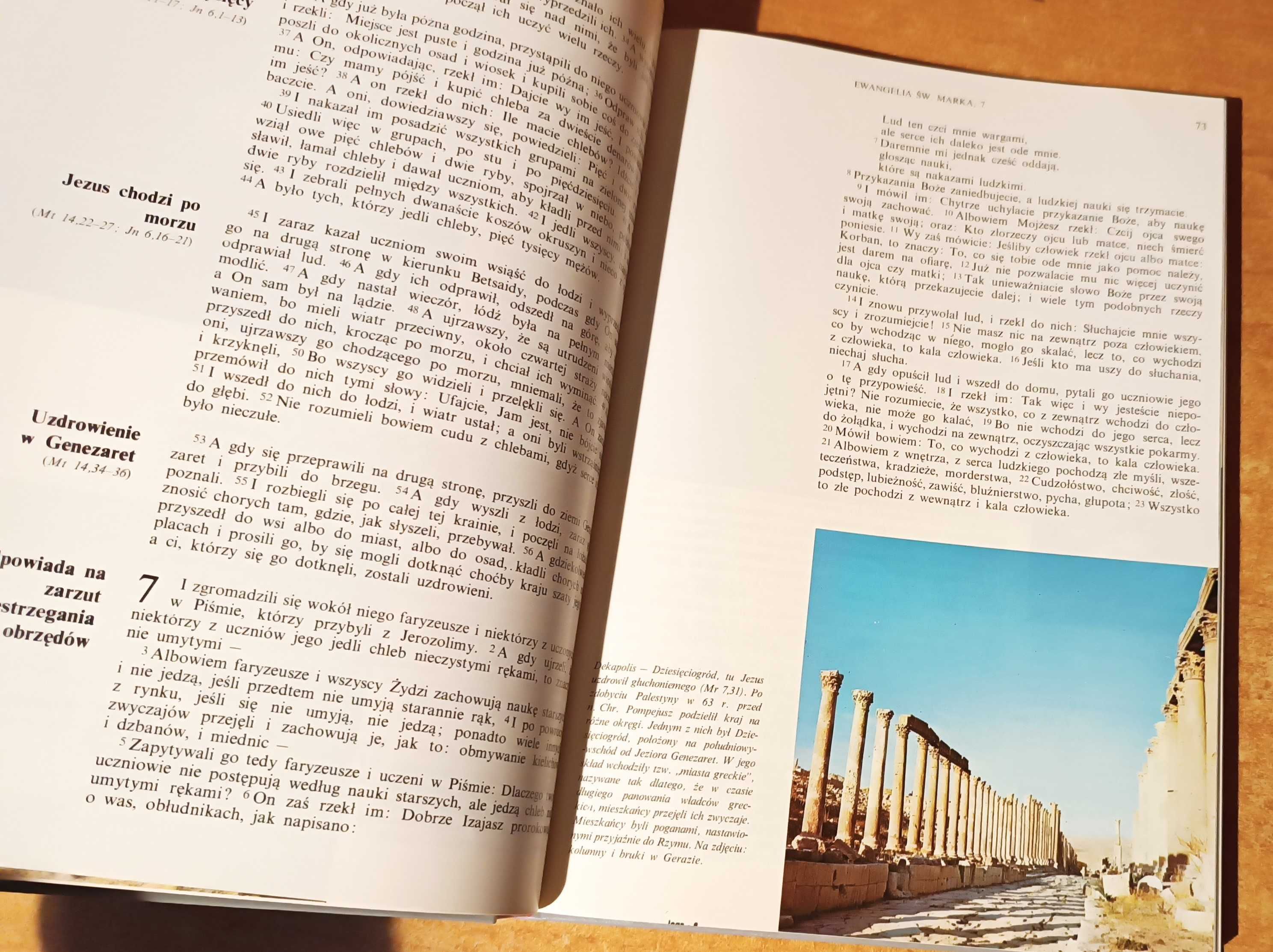 Nowy Testament z ilustracjami