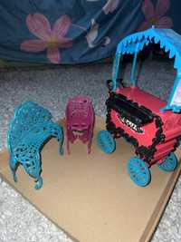Мебель Monster Hight