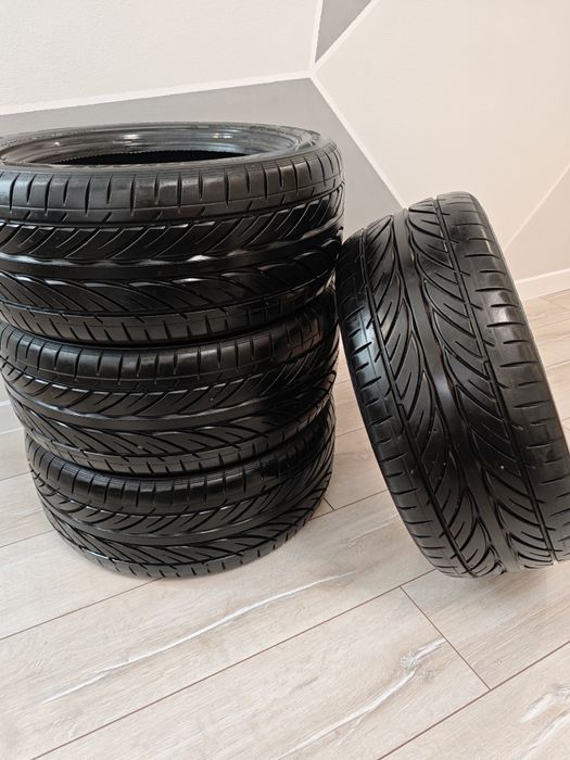 Комплект Літніх Шин.